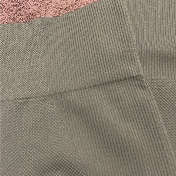 Leggings - Picture 2 of 3